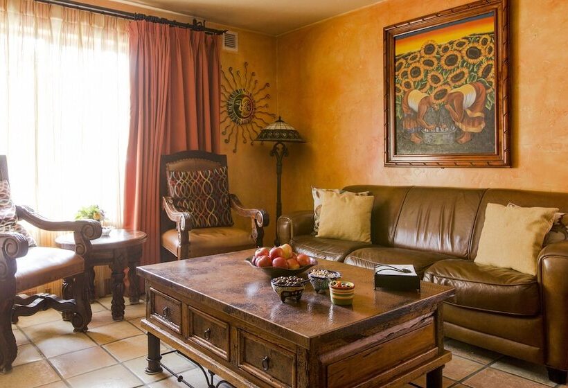 酒店 Avila La Fonda