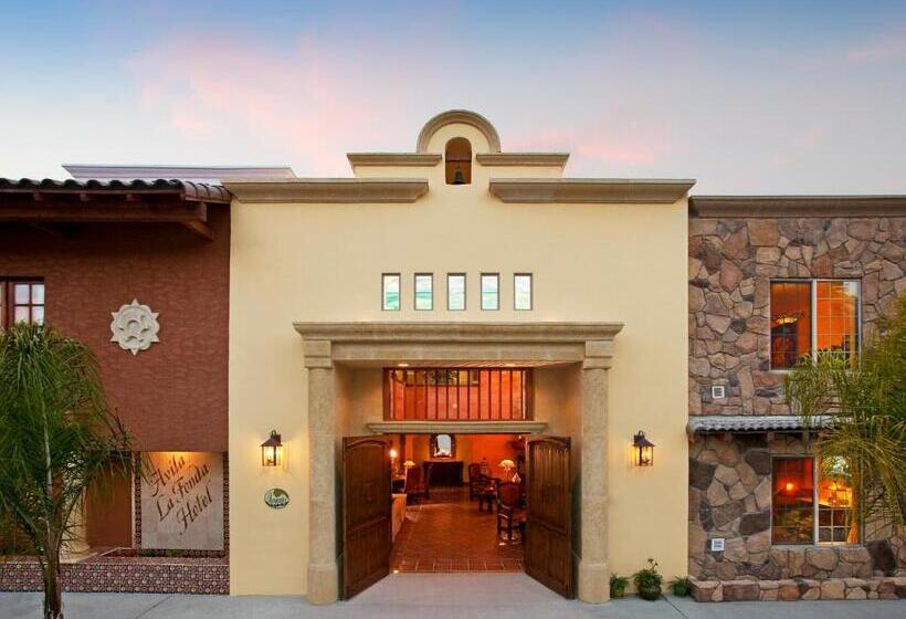 酒店 Avila La Fonda