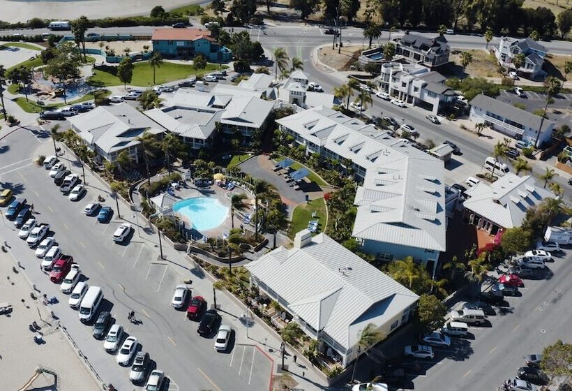 فندق Avila Lighthouse Suites