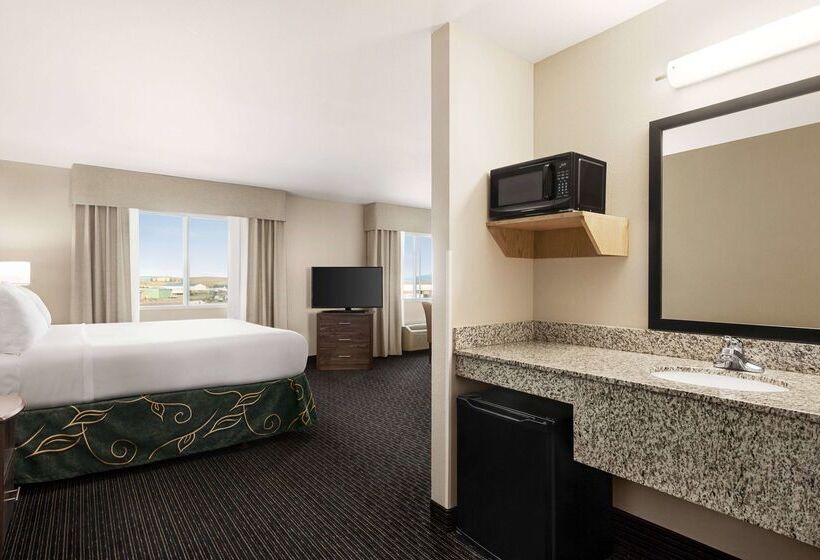 فندق Baymont By Wyndham Rawlins