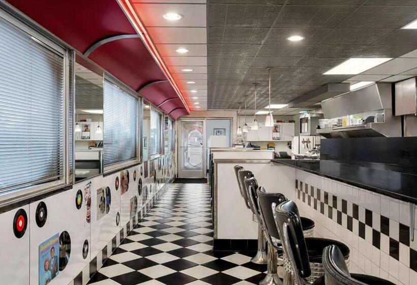 فندق Baymont By Wyndham Rawlins