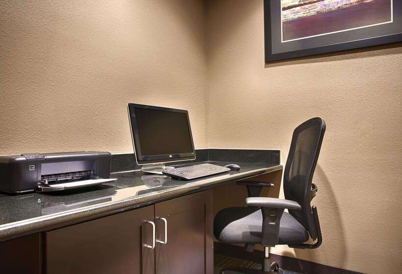 호텔 Best Western Giddings Inn & Suites