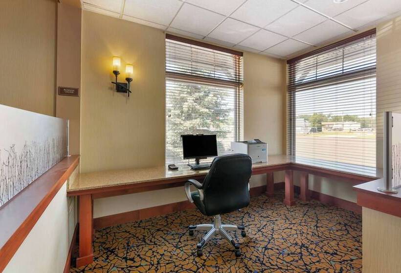 בית מלון כפרי Best Western Golden Prairie Inn And Suites