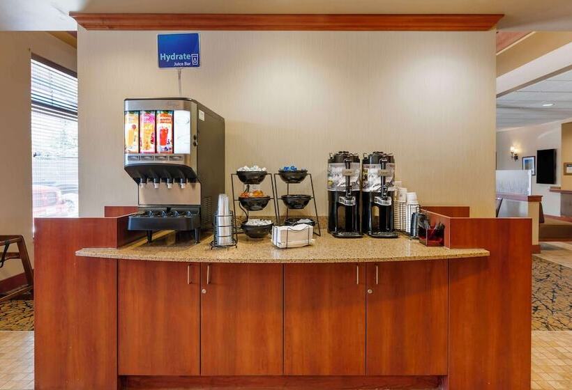 בית מלון כפרי Best Western Golden Prairie Inn And Suites