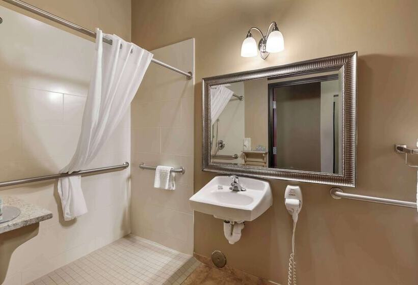 فندق Best Western Golden Prairie Inn And Suites