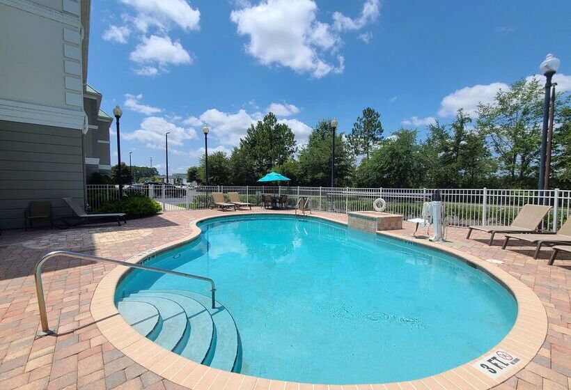 Отель Best Western Plus First Coast Inn And Suites