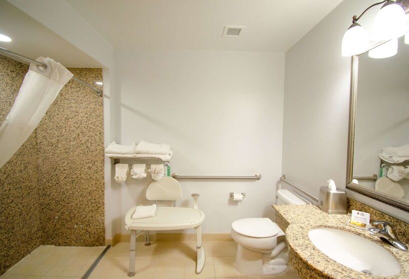 Отель Best Western Plus First Coast Inn And Suites