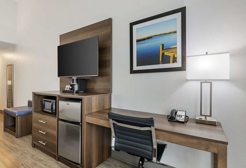 Отель Best Western Plus First Coast Inn And Suites