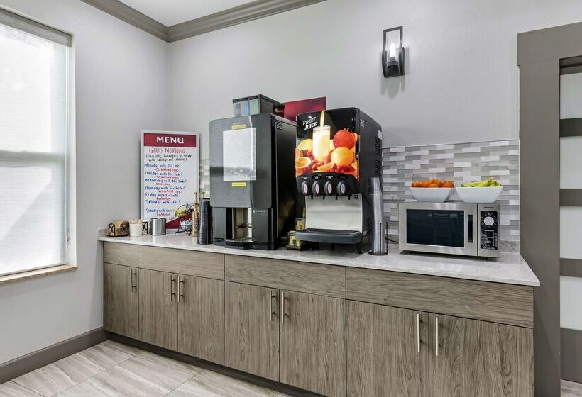 Отель Best Western Plus First Coast Inn And Suites