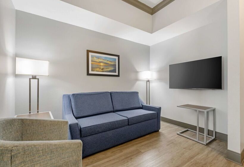 Отель Best Western Plus First Coast Inn And Suites