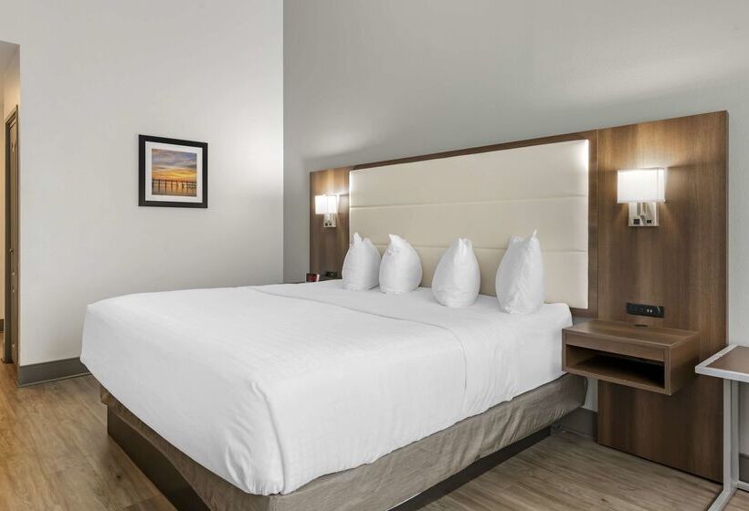 Отель Best Western Plus First Coast Inn And Suites