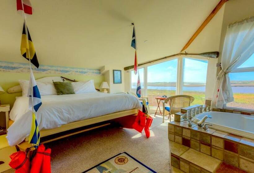 בית מלון כפרי Captain's Inn At Moss Landing