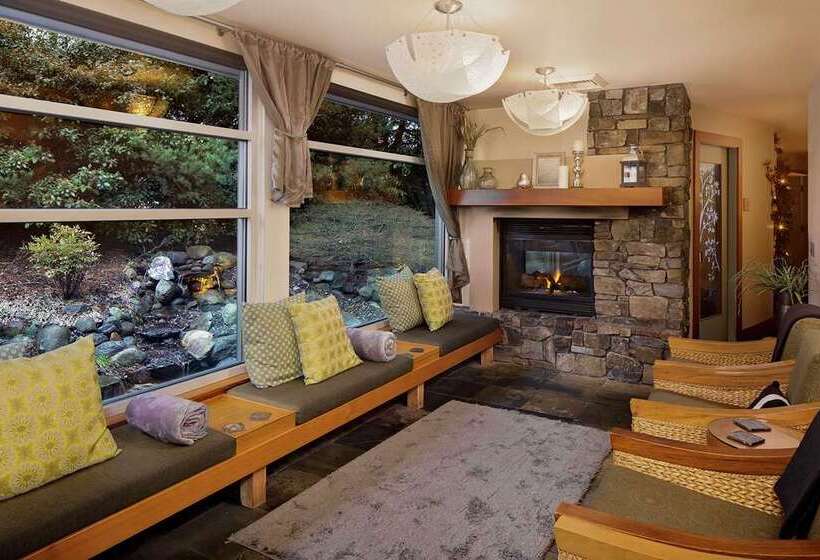 فندق Chrysalis Inn & Spa Bellingham, Curio Collection By Hilton