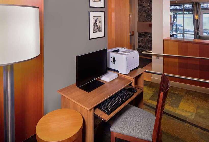 فندق Chrysalis Inn & Spa Bellingham, Curio Collection By Hilton