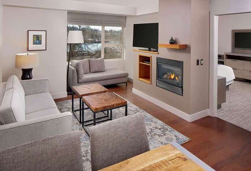 فندق Chrysalis Inn & Spa Bellingham, Curio Collection By Hilton