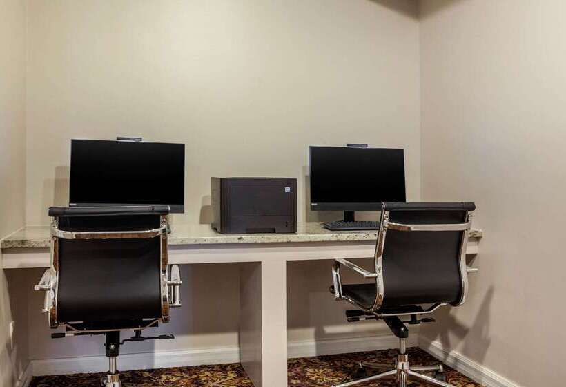 Wintergreen Hotel & Conference Center