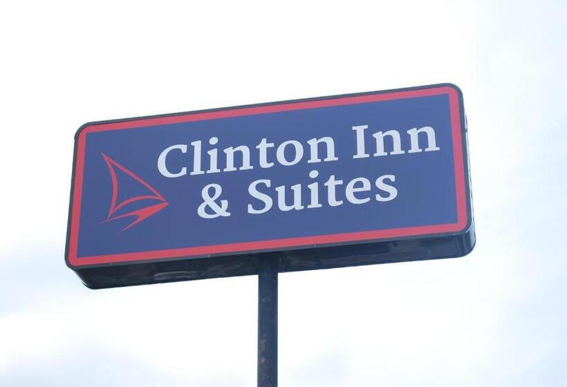 酒店 Clinton Inn & Suites