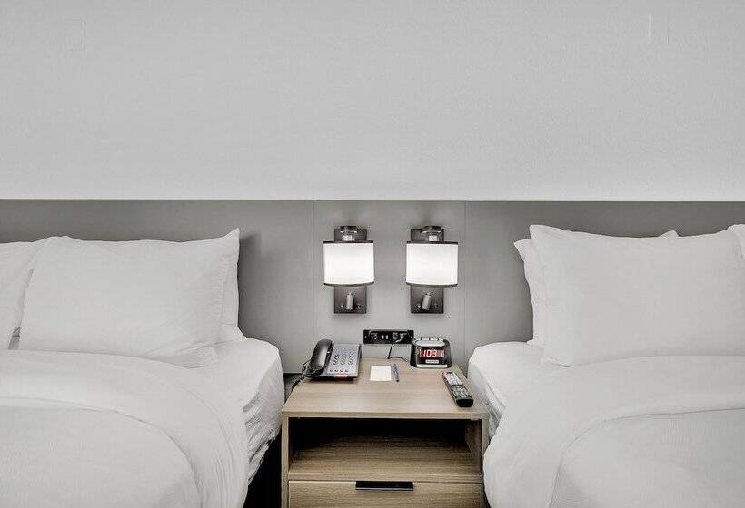 בית מלון כפרי Comfort Inn