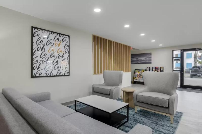 בית מלון כפרי Comfort Inn