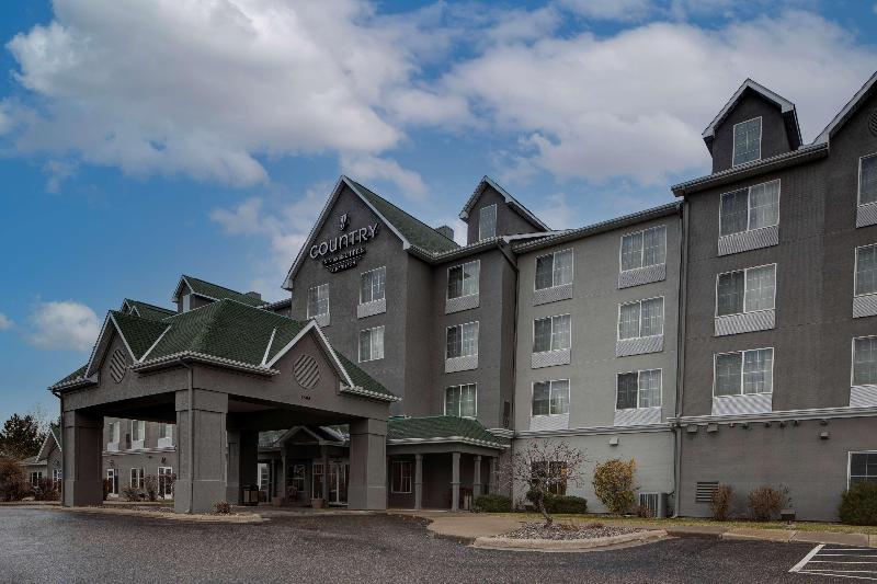 فندق Comfort Inn & Suites St. Paul Northeast