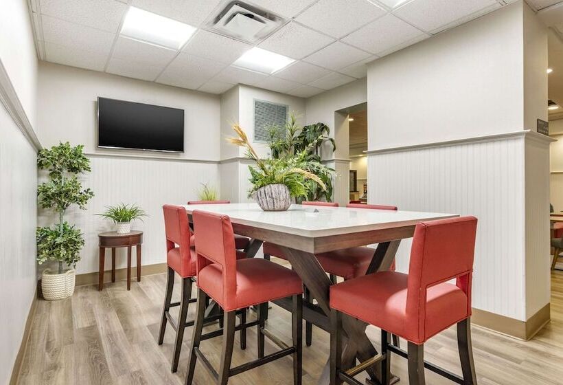 هتل Comfort Suites Ocean City West