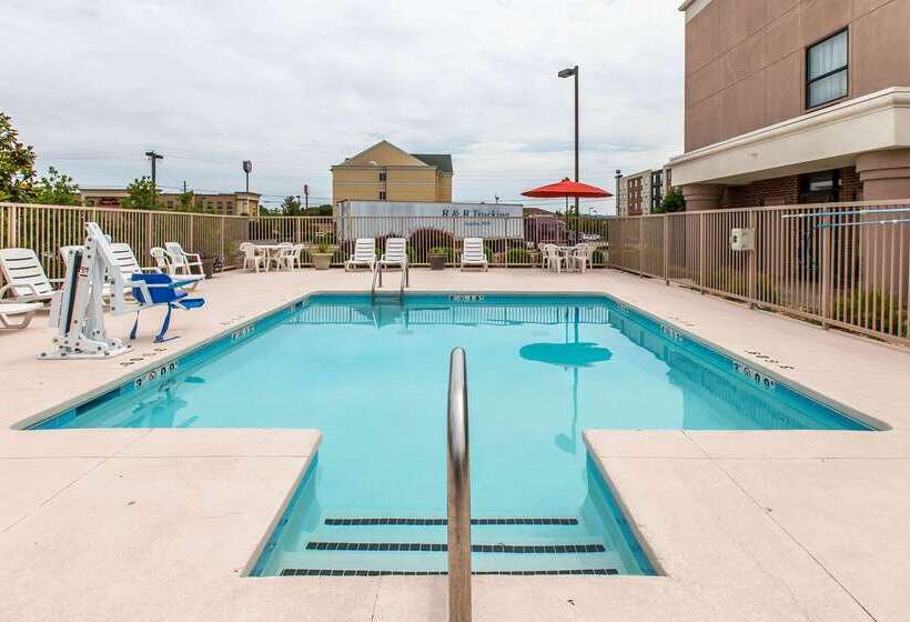 هتل Comfort Suites Oxford I 20 Exit 188