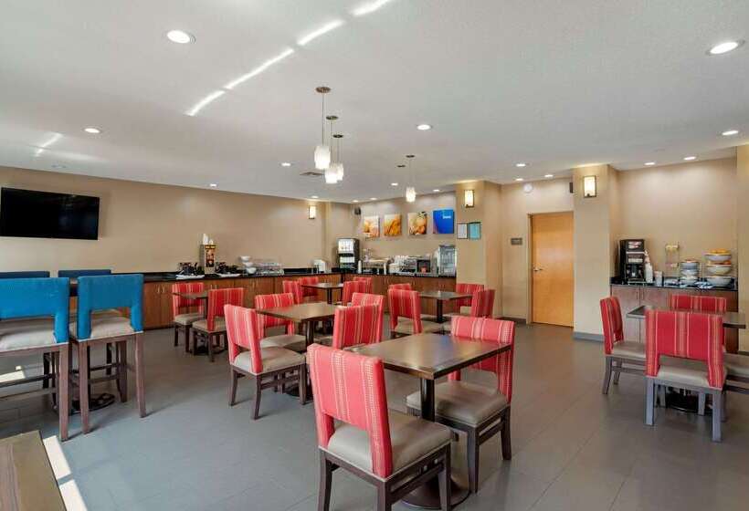 هتل Comfort Suites Oxford I 20 Exit 188