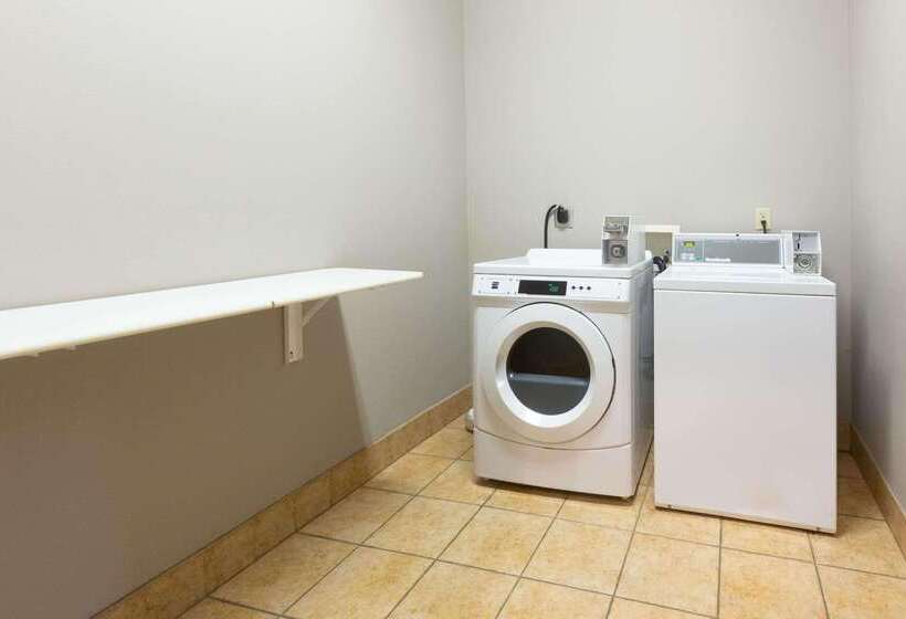 هتل Country Inn & Suites By Radisson, El Dorado, Ar