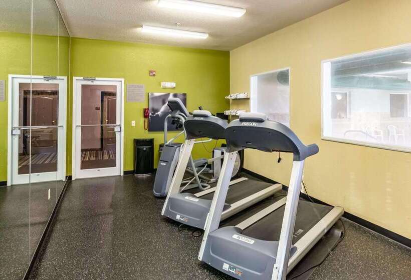 هتل Country Inn & Suites By Radisson, El Dorado, Ar