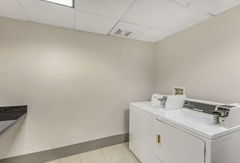 هتل Country Inn & Suites By Radisson Elk Grove Village Itasca