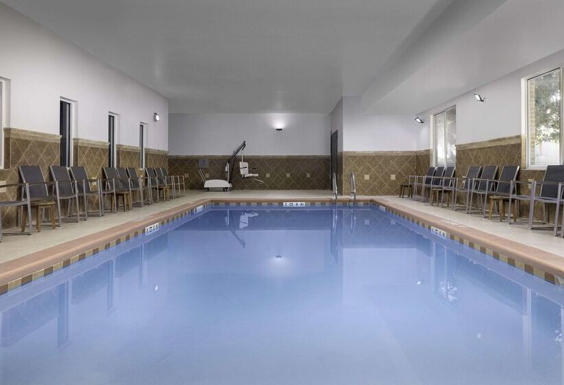 בית מלון כפרי Country Inn & Suites By Radisson, Gainesville, Fl