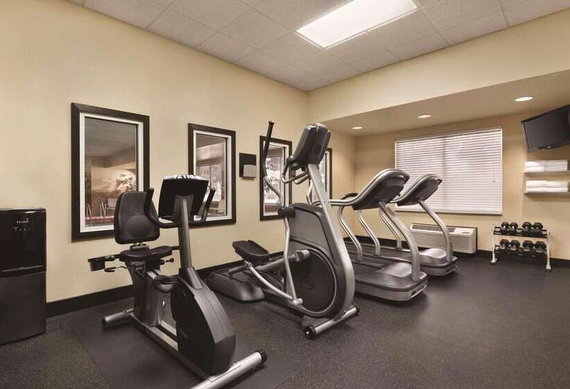 בית מלון כפרי Country Inn & Suites By Radisson, Gainesville, Fl