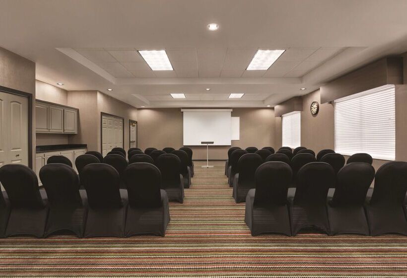 בית מלון כפרי Country Inn & Suites By Radisson, Gainesville, Fl