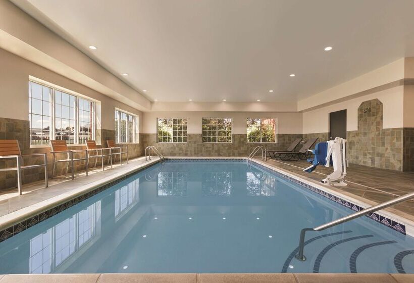 فندق Country Inn & Suites By Radisson, Hagerstown, Md