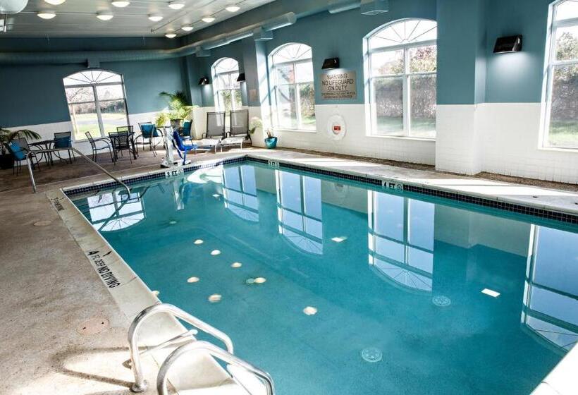 هتل Country Inn & Suites By Radisson, Harrisburg West Mechanicsburg