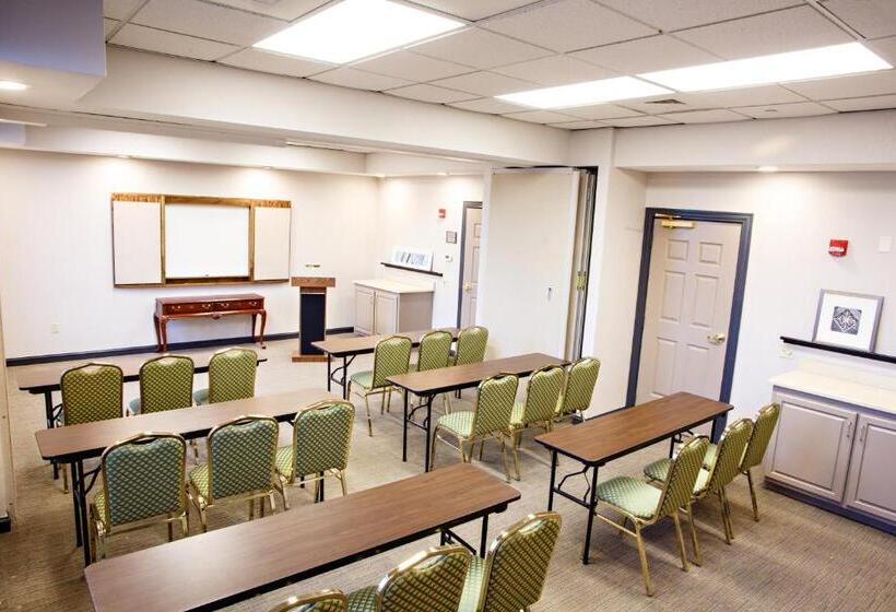 ホテル Country Inn & Suites By Radisson, Harrisburg West Mechanicsburg