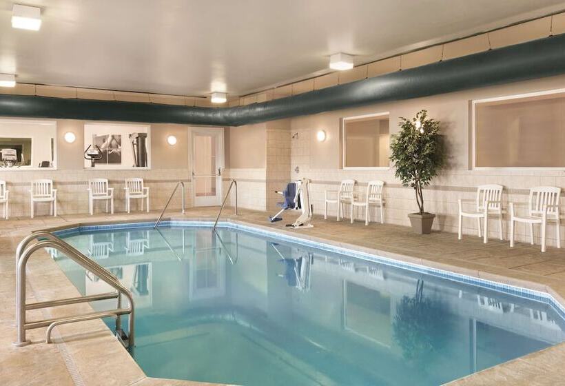 בית מלון כפרי Country Inn & Suites By Radisson, Indianapolis Airport South, In