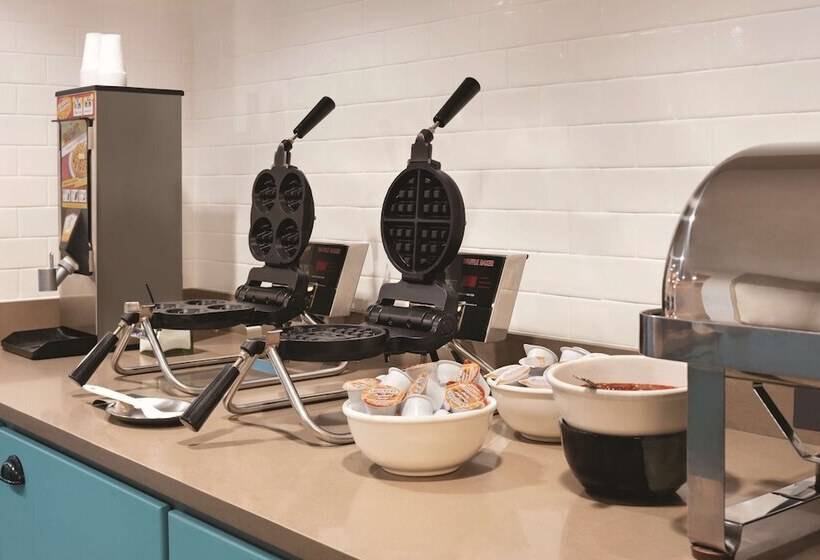 ホテル Country Inn & Suites By Radisson, Madison Southwest, Wi