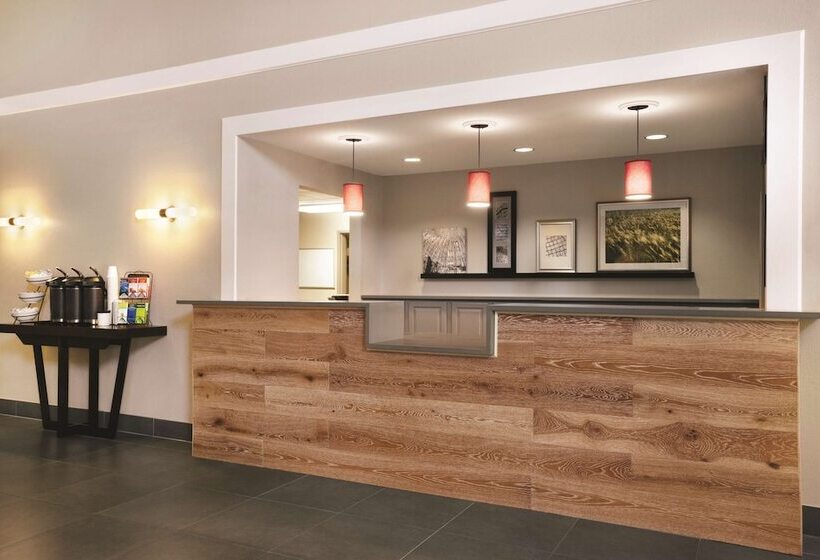 ホテル Country Inn & Suites By Radisson, Madison Southwest, Wi