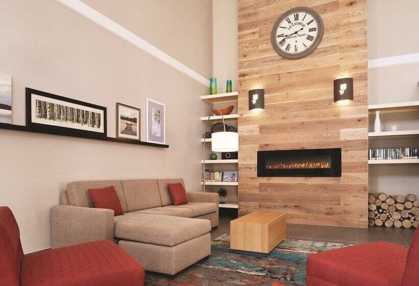 هتل Country Inn & Suites By Radisson, Madison Southwest, Wi