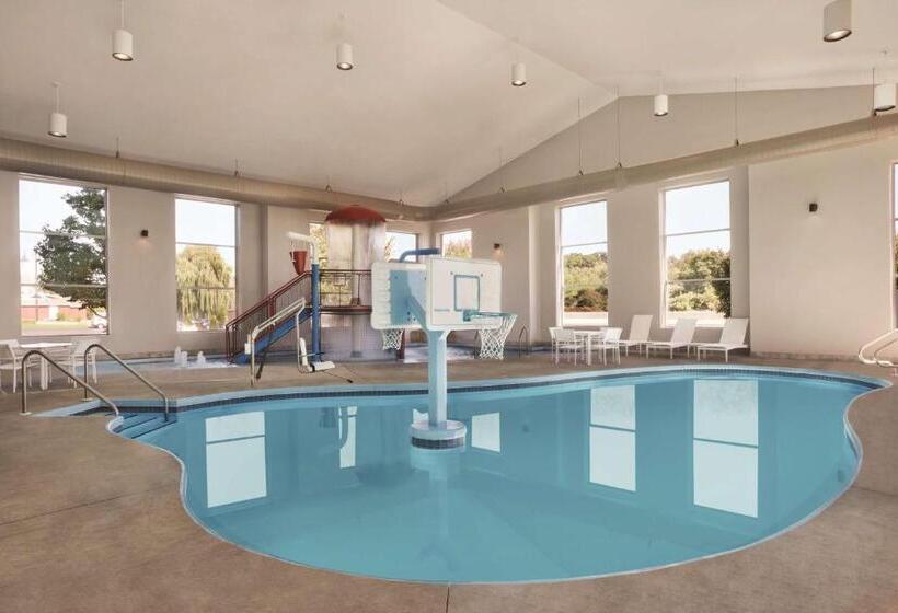 ホテル Country Inn & Suites By Radisson, Madison Southwest, Wi