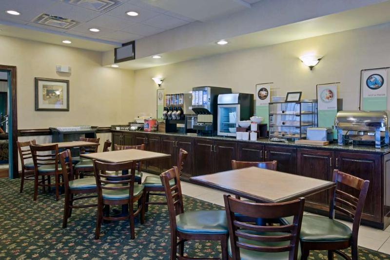 酒店 Country Inn & Suites By Radisson, Newport News South, Va