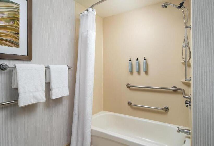 ホテル Courtyard By Marriott Akron Stow