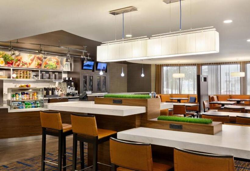 هتل Courtyard Missoula