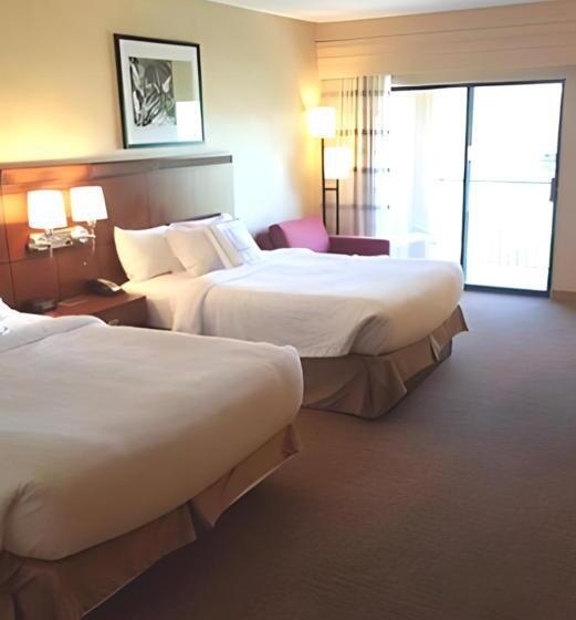 هتل Courtyard Missoula