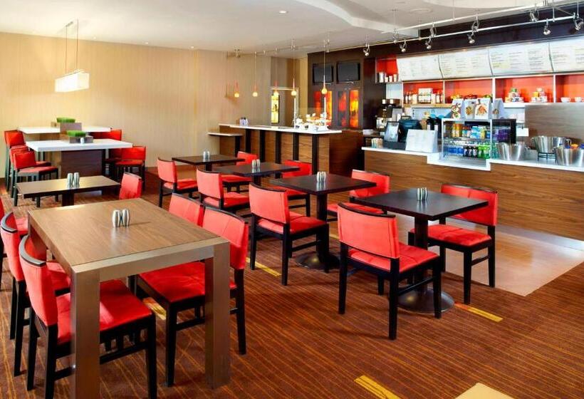 בית מלון כפרי Courtyard By Marriott Pittsburgh West Homestead Waterfront