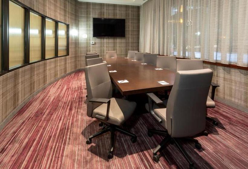 هتل Courtyard Rochester Mayo Clinic Area/saint Marys