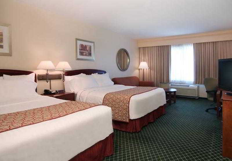 Отель Courtyard By Marriott Sacramento Folsom