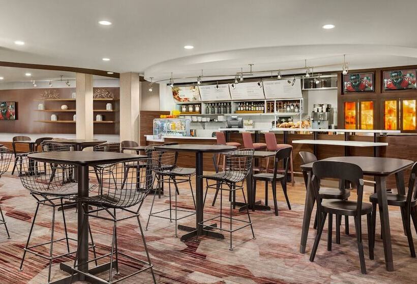 Отель Courtyard By Marriott Sacramento Folsom
