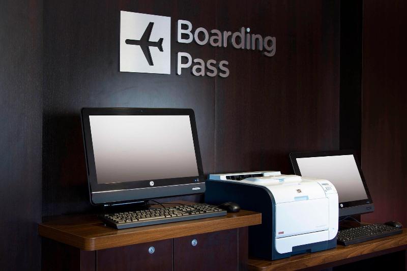 Отель Courtyard By Marriott Sacramento Folsom